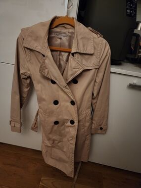 GAP Beige Double-Breasted Trench Coat